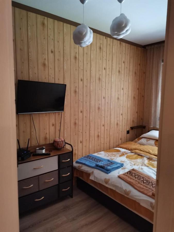 Rozina Apartman โมชนมายารูวาร์ ภายนอก รูปภาพ